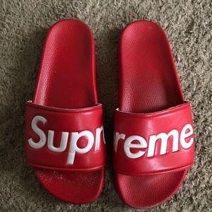 Supreme slides